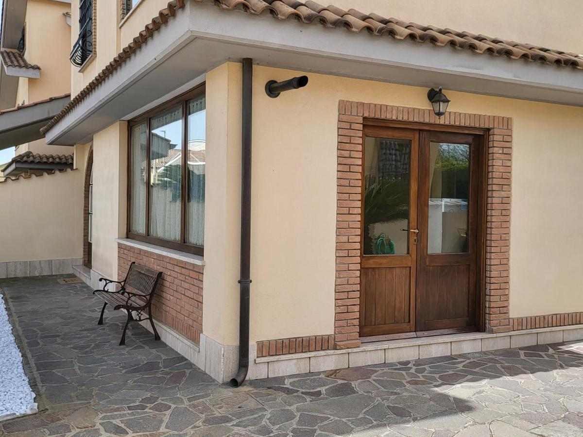 Fiumicino Centre Apartamento Exterior foto
